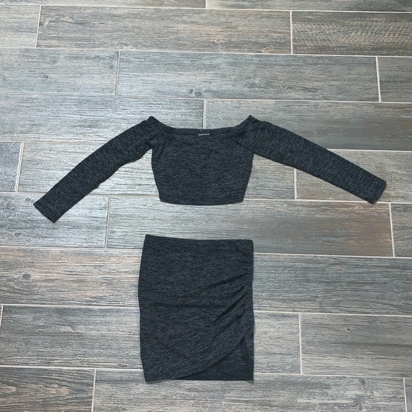 Fashion Nova Dresses & Skirts - FASHION NOVA  Matching Charcoal Skirt Set